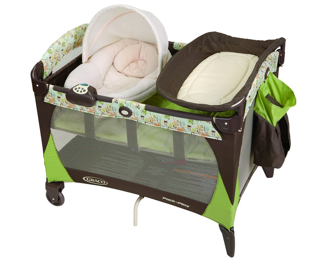 Graco Pack N Play with Newborn Napper in Nobel Available o… Flickr