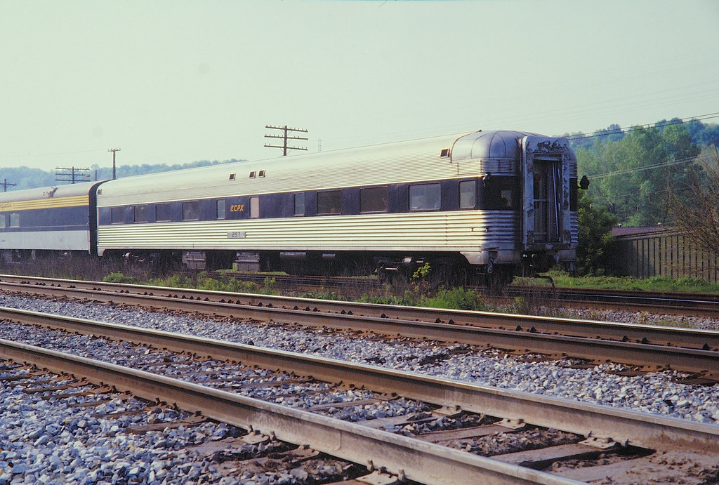 ECPX 257 at Lowellville, OH ECPX 257, Passenger Car, EB at… Flickr