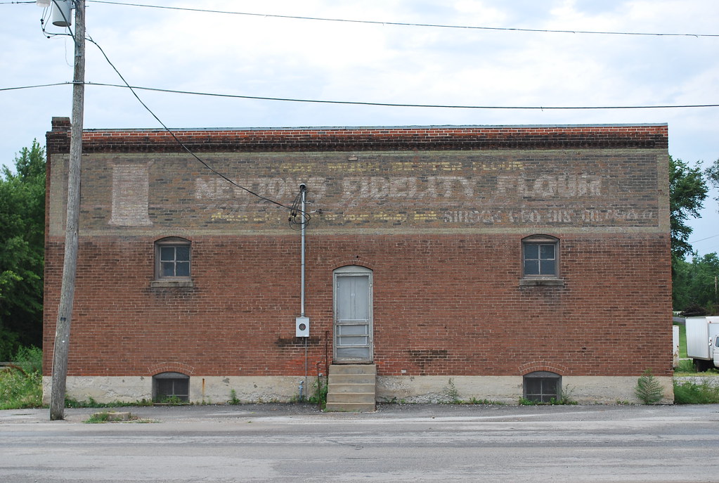 DSC_3658 In Boonville MO, 1st ST and W. Spring St. near th… Flickr