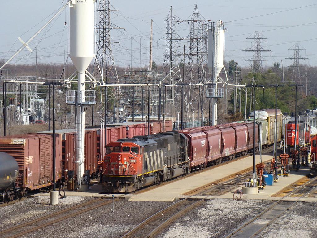 Fuel & Sanding Tracks GT Yard Battle Creek Michigan a photo on Flickriver