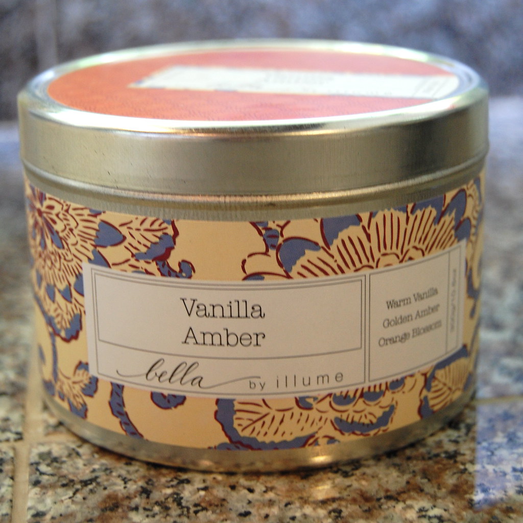 today I love... vanilla amber candlesthey smell delicious… Diane