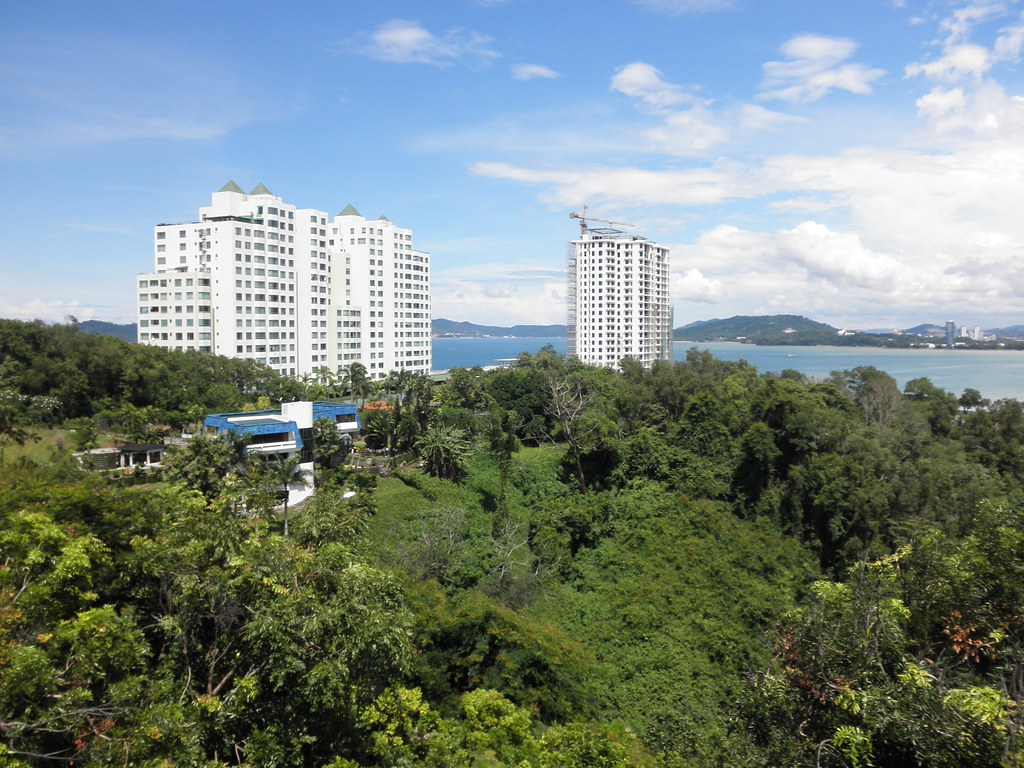 A Great View Of The Peak & The Peak Vista Condominium Flickr