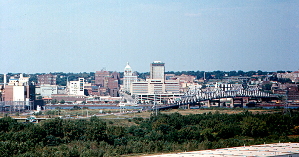Peoria Downtown from East Peoria The downtown area of Pe… Flickr