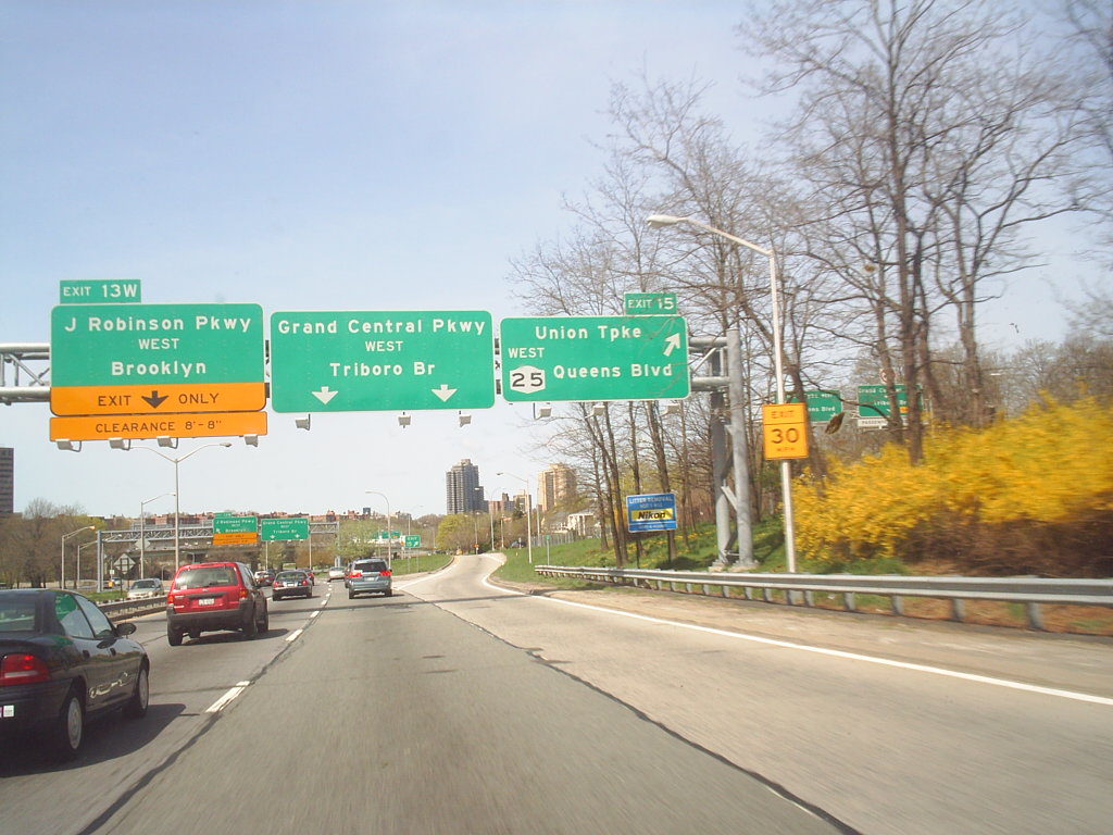 Grand Central Parkway New York M3367S4504 Grand Central… Flickr