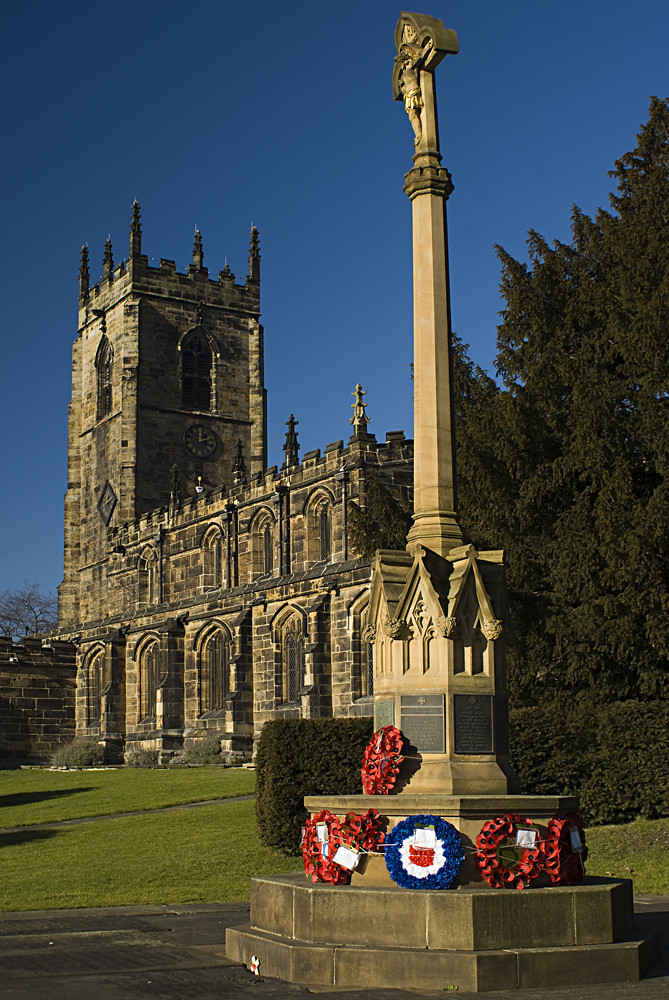 Royston Church & War Memorial, Barnsley Royston Church & W… Flickr