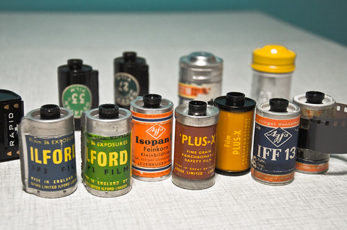 Old 35mm film One Agfa IFF 13 unexposed roll, expired. Emp… Flickr