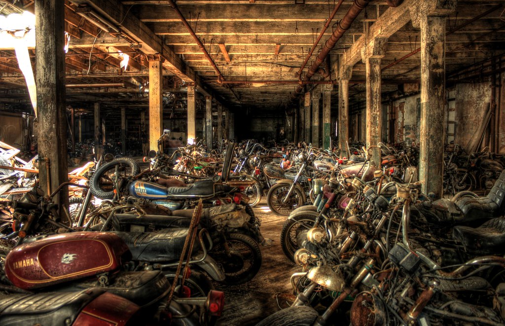 Motorcycle Graveyard 3 Even more motorcycles These picture… Flickr