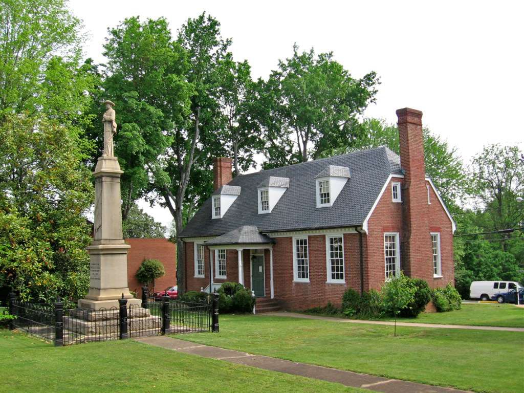 Courthouse square and Confederate monument, Lawrenceville,… Flickr