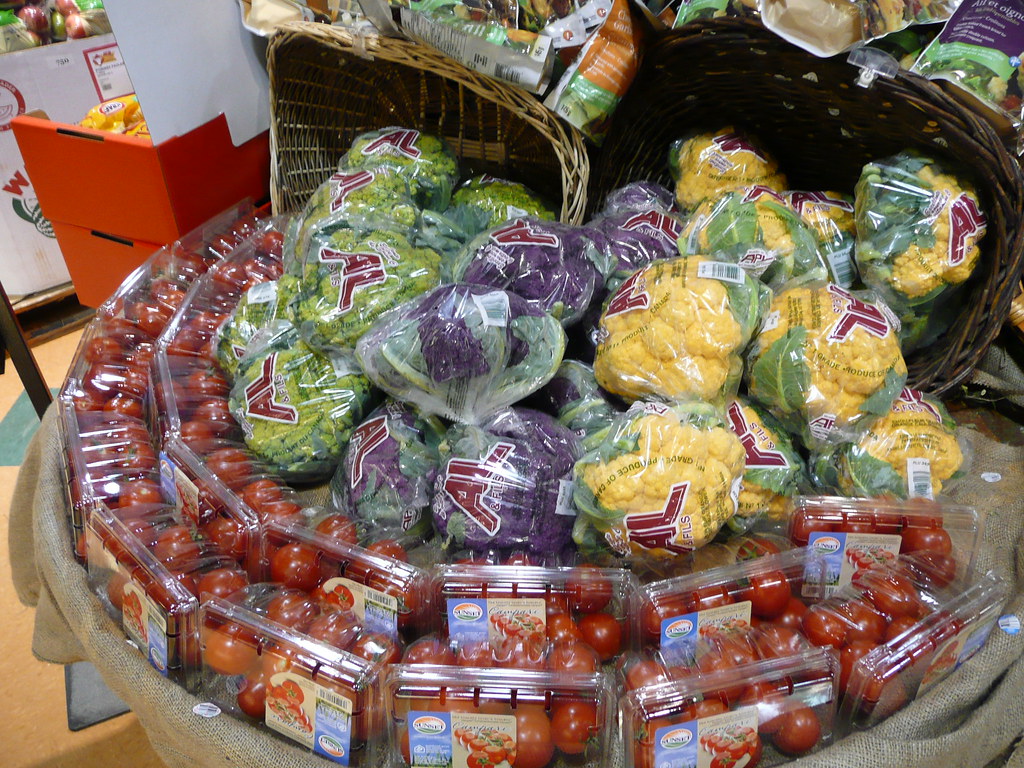 IGA Supermarket, SainteAnnedeBeaupre SomePhotosTakenByMe Flickr