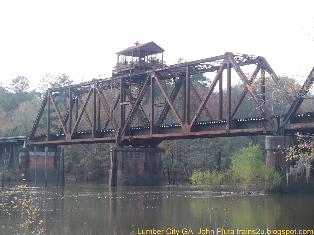 Railroad Train trestle bridge, Lumber City Ocmulg… Flickr