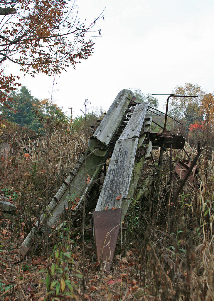 Blairstown Thresher At a farm in Warren County, NJ. Flickr