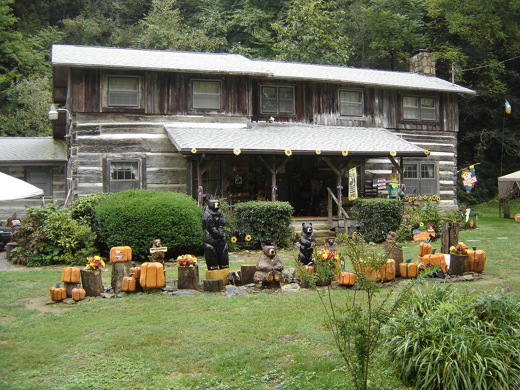 Gatlinburg, TN Arts and Crafts Trail a photo on Flickriver