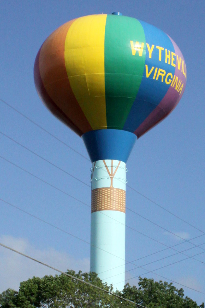 Hot Air Balloon Water Tower Wytheville, VA Seen from Int… Flickr