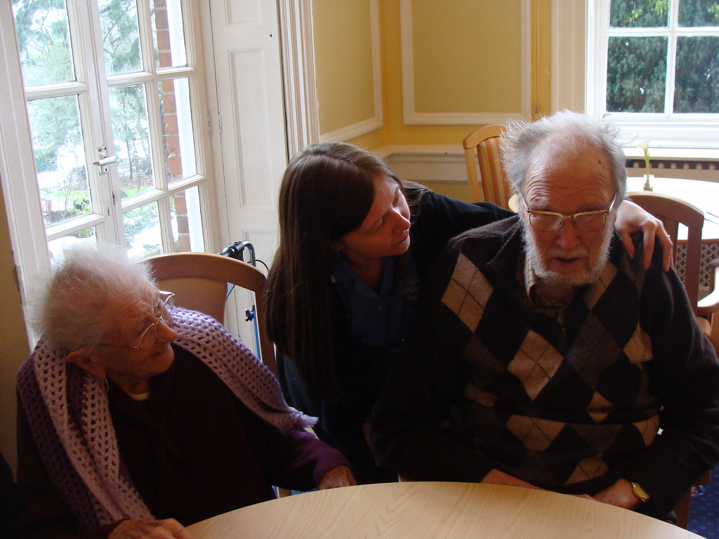 DSC09664 Resident Beryl Downs, Ridgeway Manor senior carer… Flickr