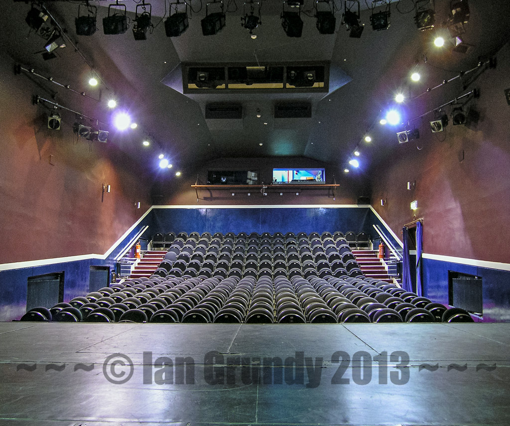 0602 Cambridge ADC (6) The ADC Theatre in Cambridge makes … Flickr