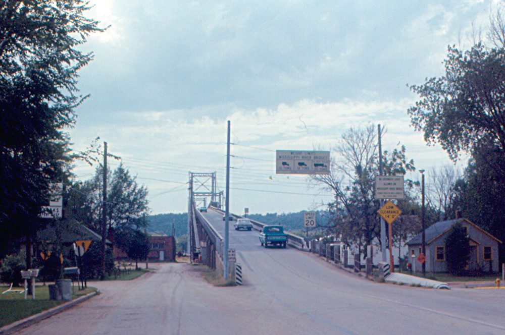 Prairie du Chien Bridge from Blackhawk Avenue This is th… Flickr