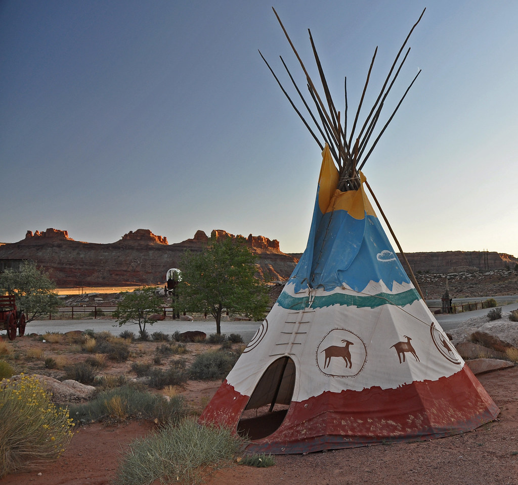 Teepee Tepees (also spelled Teepees or Tipis) are tentlik… Flickr