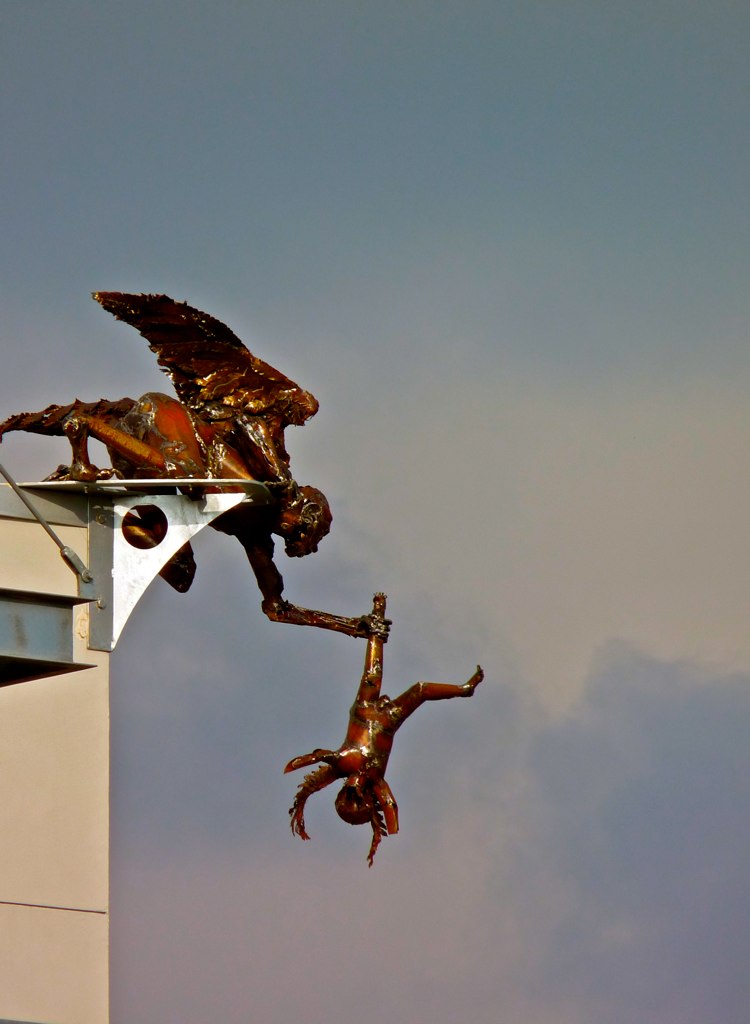 Iron Bird Lofts One of a couple of controversial statues t… Flickr