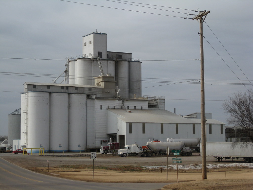 Okeene Milling Company One of the few remaining flour mill… Flickr