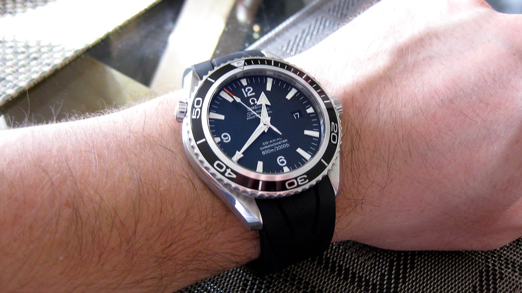 Omega Seamaster Ocean XL on Rubber Strap a photo on Flickriver
