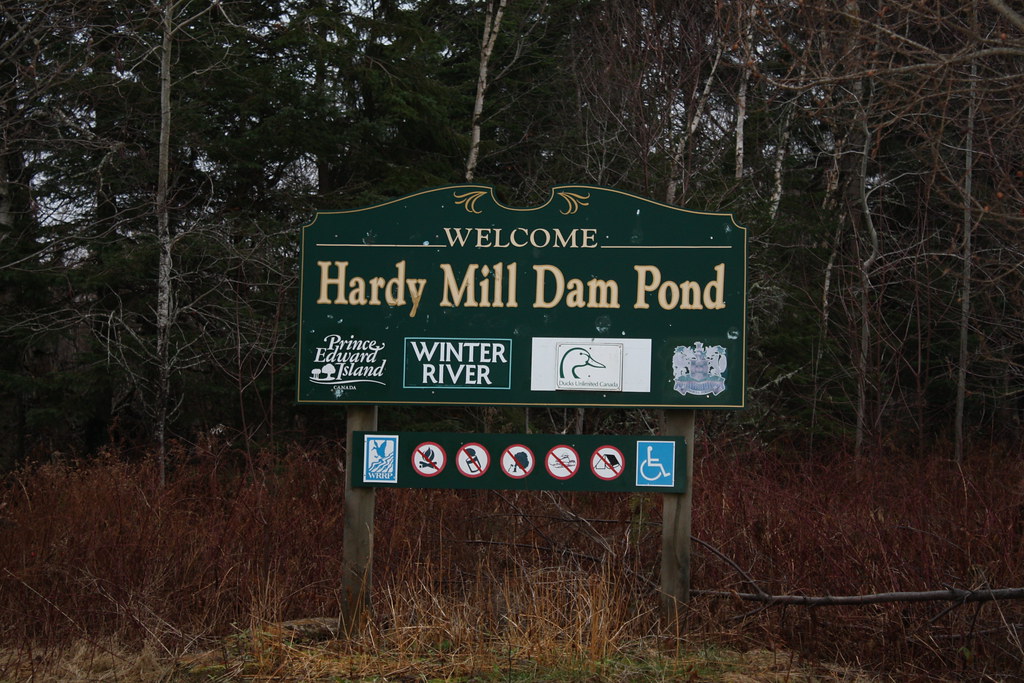 Hardy Mill Pond Sign at the entrance of the Hardy Mill Dam… Flickr