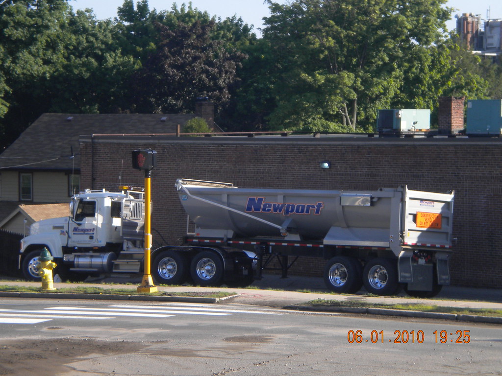 Newport Construction The 2009 Mack Trailer Dump Truck Wait… Flickr