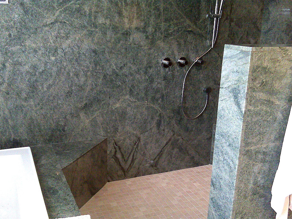Granite shower walls Granite Shower Walls, Tile Shower Pan… Flickr