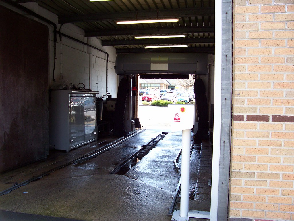 car wash Morrisons car wash,Cleckheaton TigerWash Flickr
