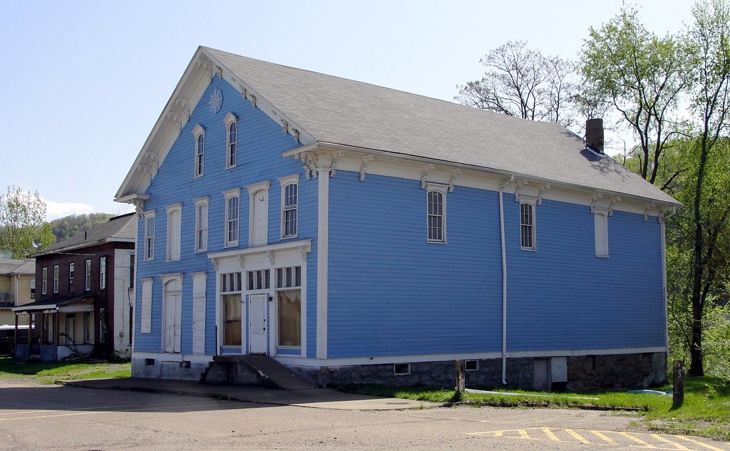 Powhatan Point Powhatan Point, Belmont County, Ohio. I don… Flickr