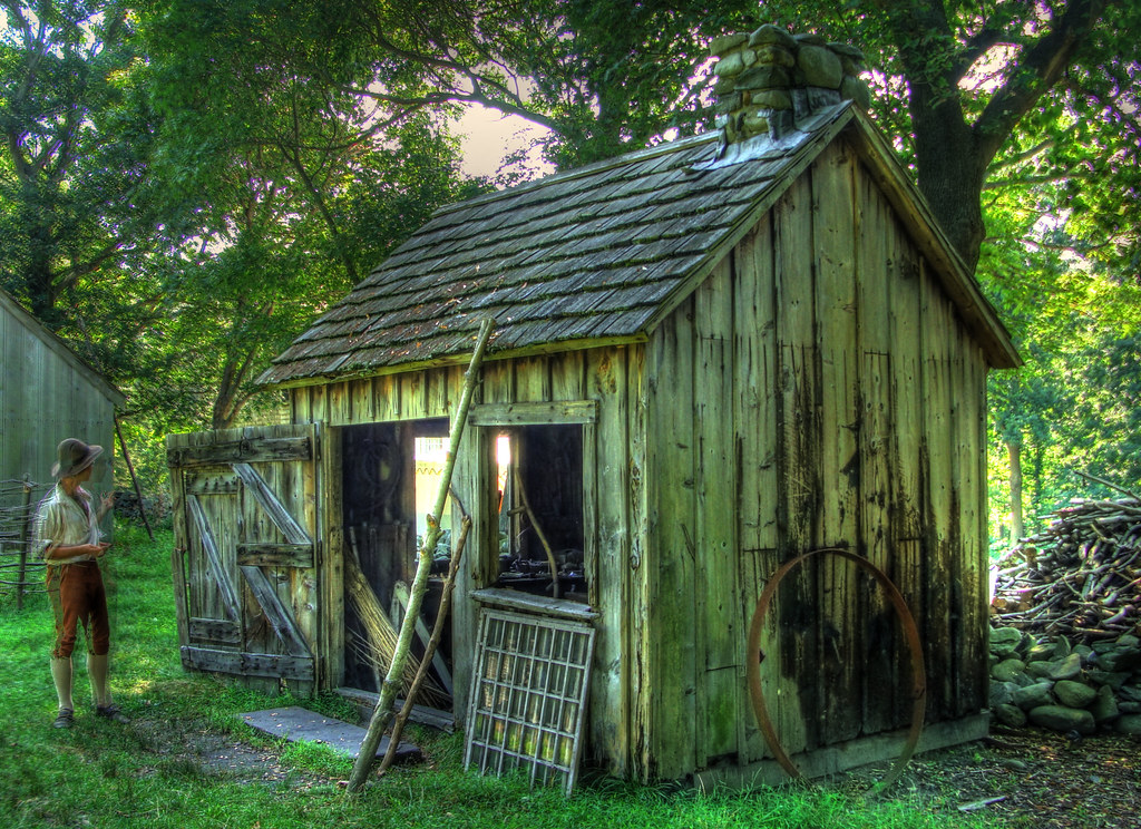 Bristol RI Farm Hut Coggeshall Farm is a living history mu… Flickr