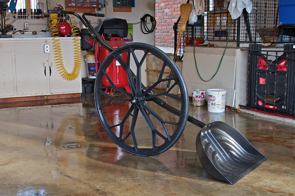 Snow Wolf Snow Shovel It's what's hot in shoveling cold sn… Flickr