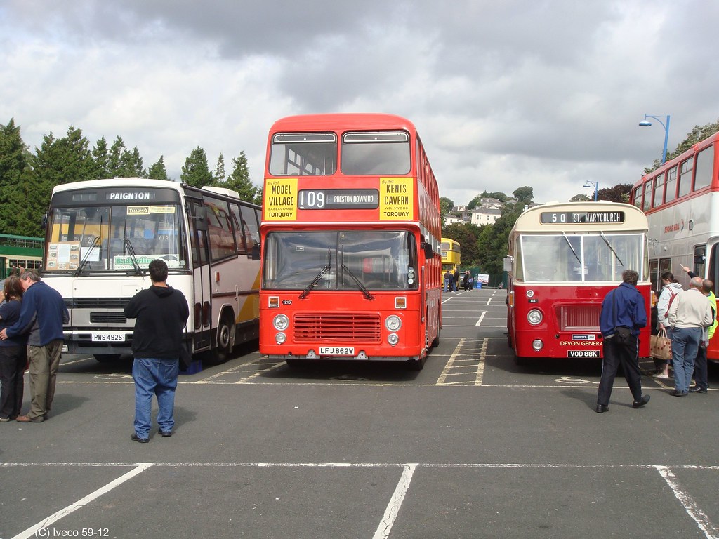 LFJ862W Shedden Hill Car Park, Torquay, September 2009. Flickr