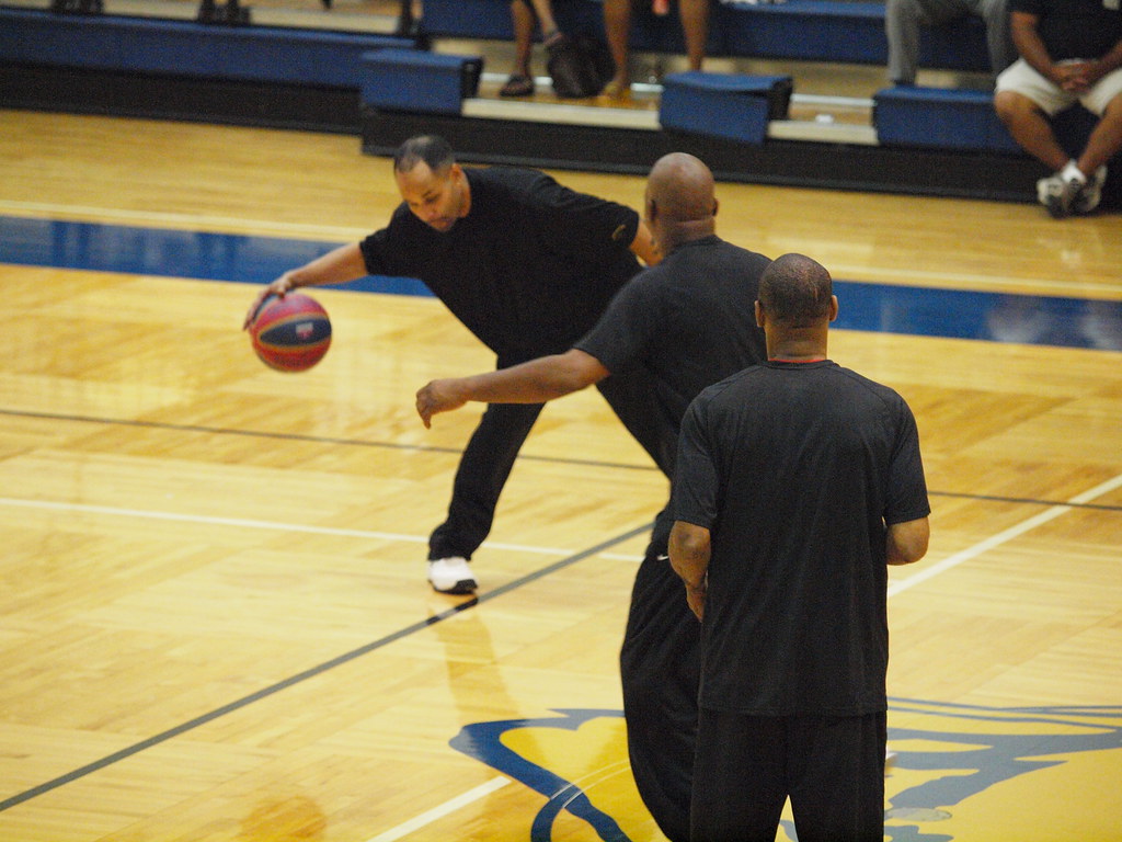 La Marque Texas THE HARLEM ALL STAR LEGENDS former members… Flickr