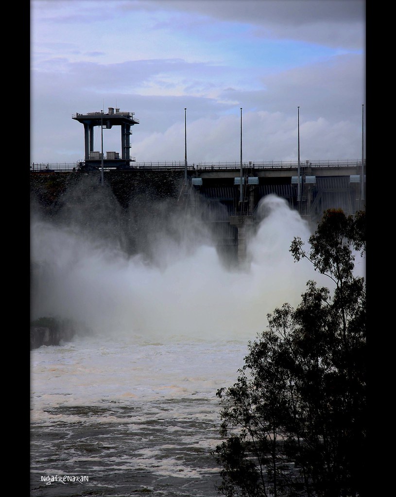 Wivenhoe Dam Wivenhoe Dam (Lake Wivenhoe) is built on the … Flickr