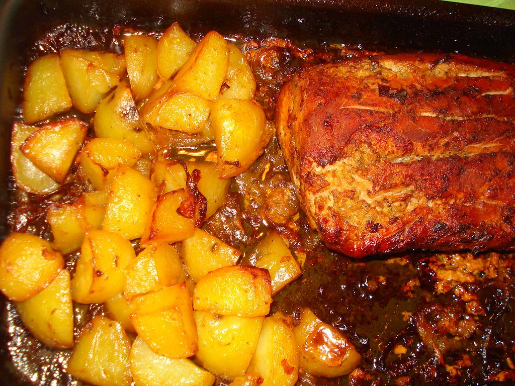 Lombo assado com Batatas Brazilian Food Foods www.andrea… Flickr