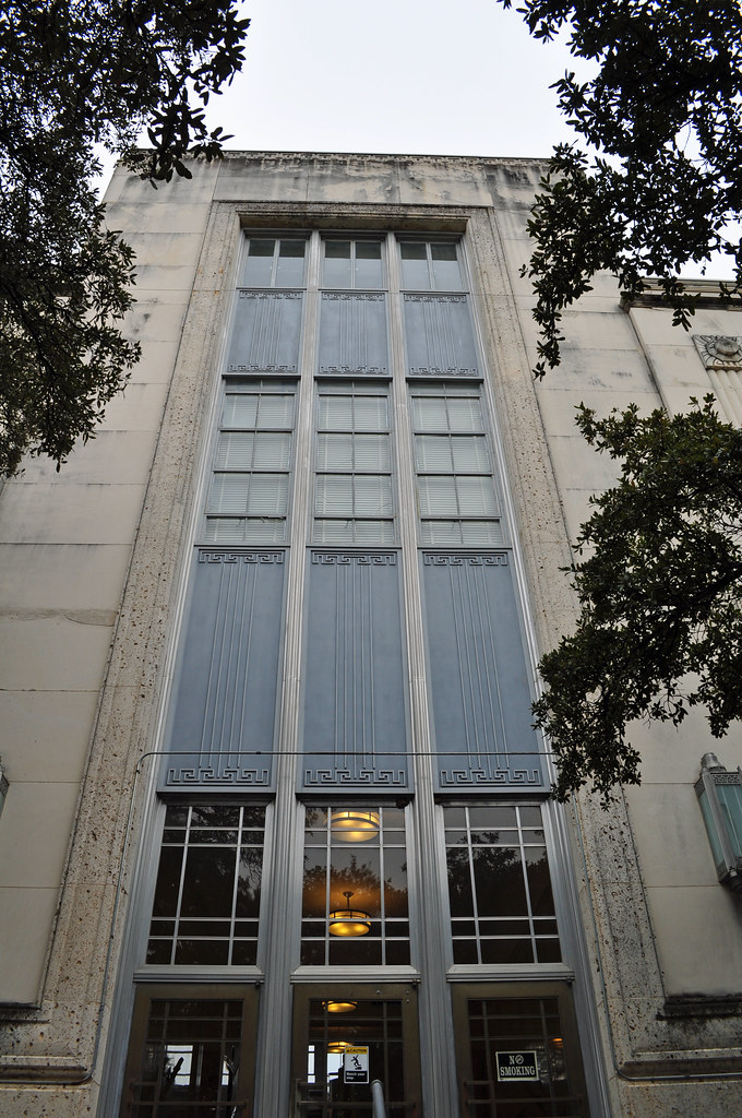 Falls County Courthouse Falls County Courthouse in Marlin,… Flickr