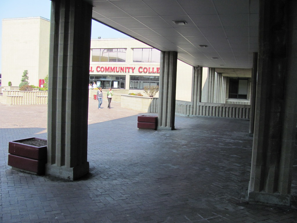 IMG_0653 Bunker Hill Community College edwinhill Flickr