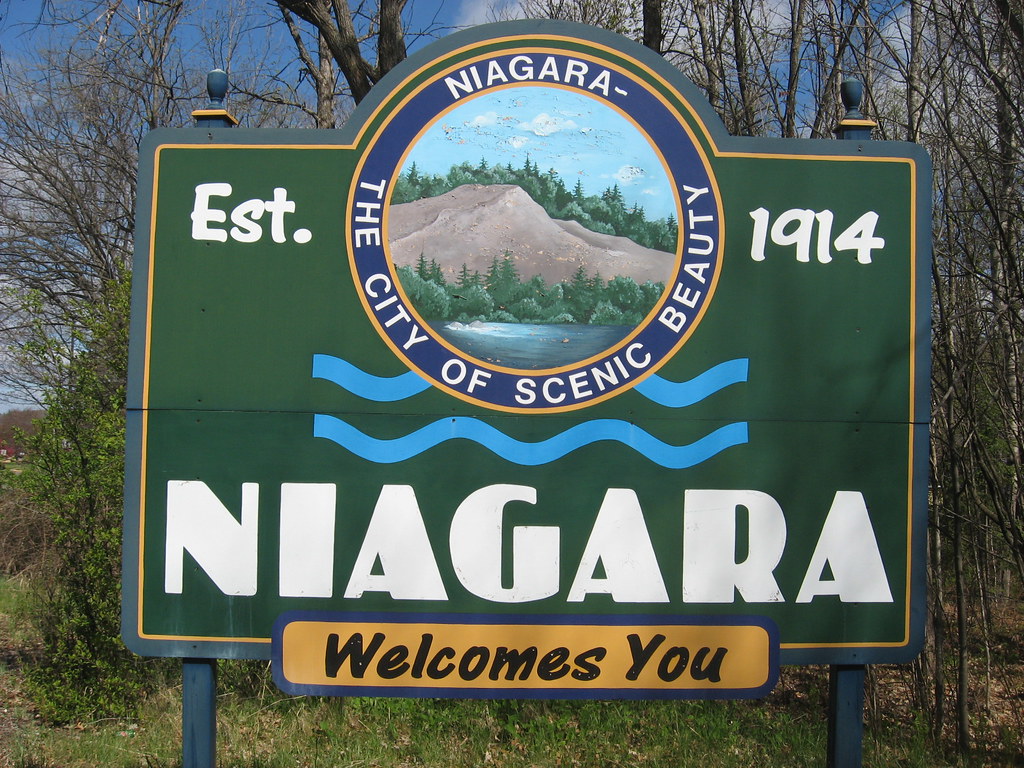 City of Niagara, Wisconsin City of Niagara, Wisconsin. (Ma… Flickr