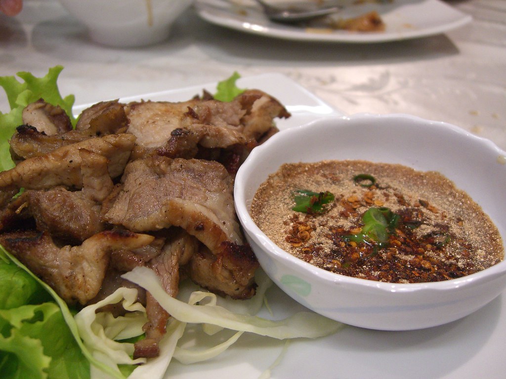Moo Yang Grilled Pork Neck Kao Gaeng AUD10 Simple grille… Flickr