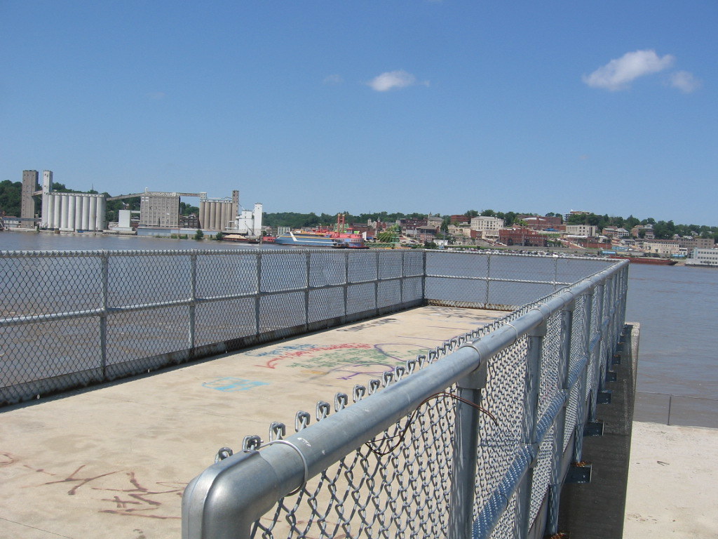 061910 076 Old Mississippi River lock West Alton, MO June … Flickr