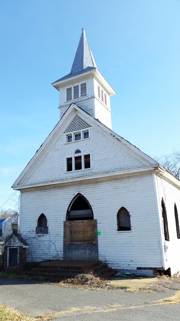 old church on Lakeside Drive Kipp Teague Flickr
