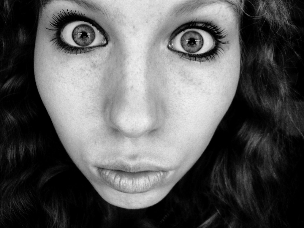 Lyndsey has questions... [348/365] 1.I have a box FULL of … Flickr