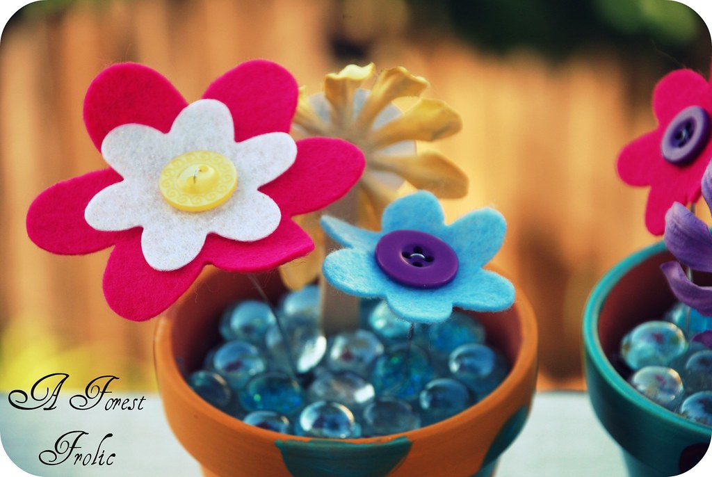 Felt flower pots We made these for Teacher appreciation we… Flickr