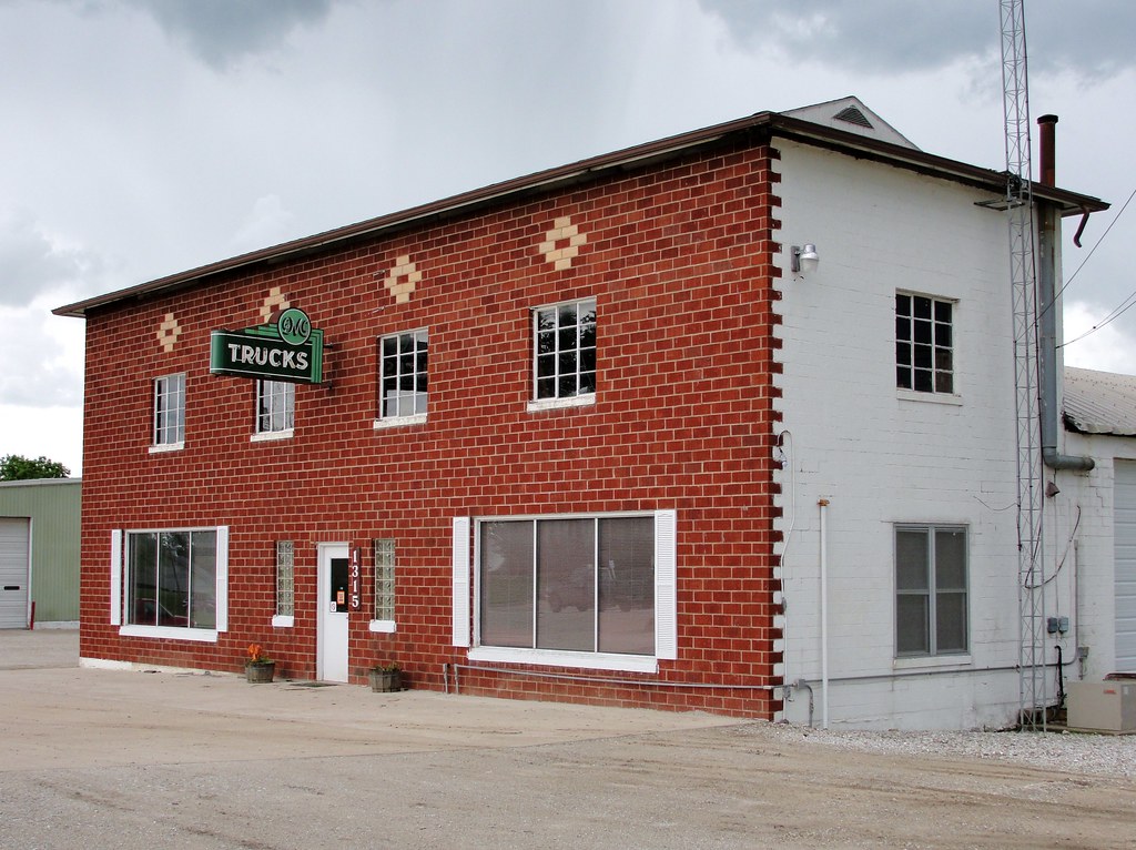 GMC Trucks US 63, Kirksville, Missouri I've admired this p… Flickr