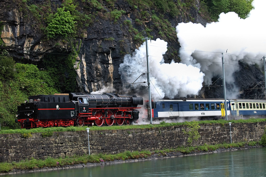 CH Pacific 01 202 Interlaken 15052010 www.en.wikipedia.o… Flickr