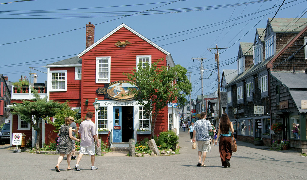Summer Shopping The shops on Bearskin Neck, Rockport, MA. Seth