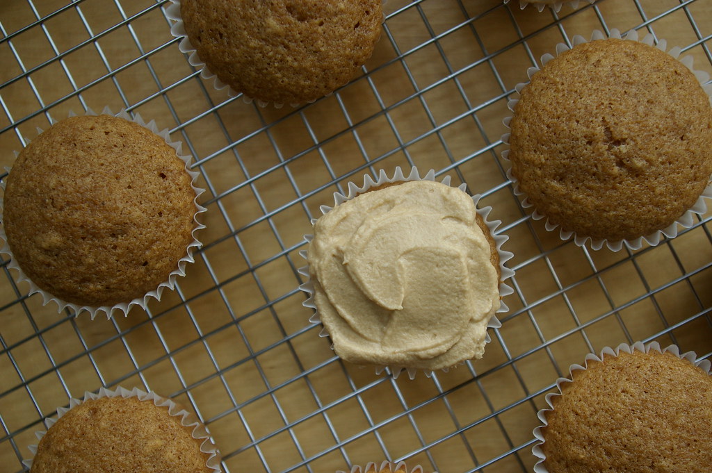 Frosting Brown sugar cream cheese frosting tops the apples… Flickr