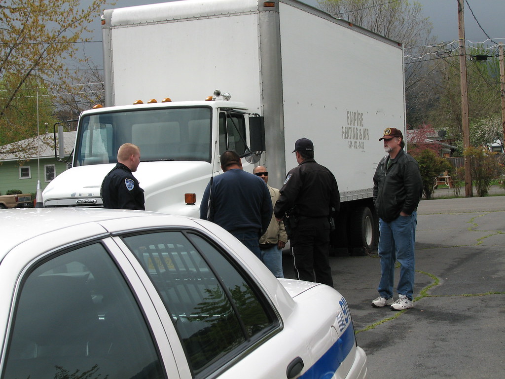Ashland HHG Movers 5 ODOT partnered with Ashland Police De… Flickr