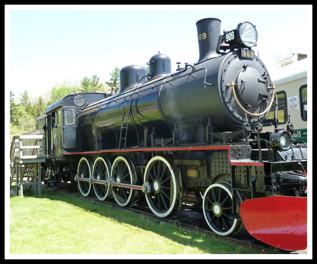 Wakefield Steam Train in Wakefield, Quebec Peter Ellis Flickr