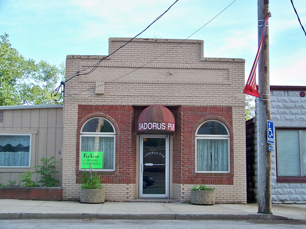 Sadorus Illinois Pub A photoshoot of Sadorus Illinois. Raymond